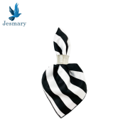 MAY KHĂN NAPKIN KẺ SỌC THEO YÊU CẦU